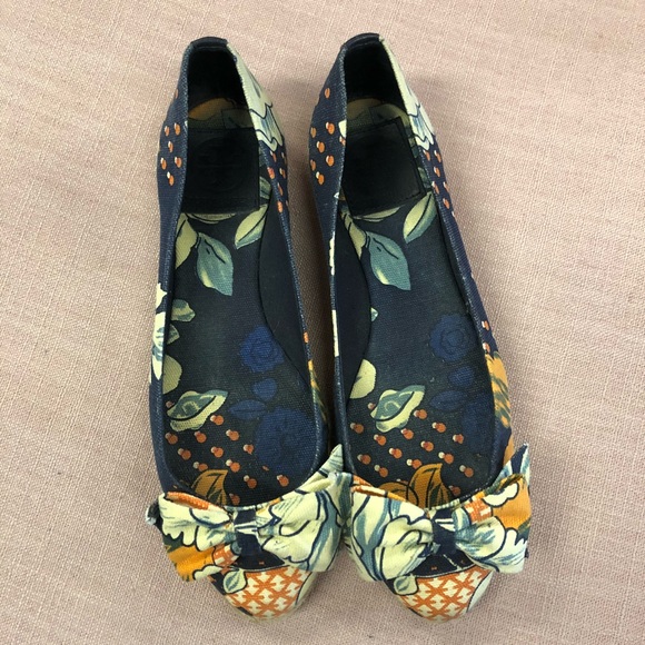 Tory Burch Shoes - Tory Burch Bow Flats